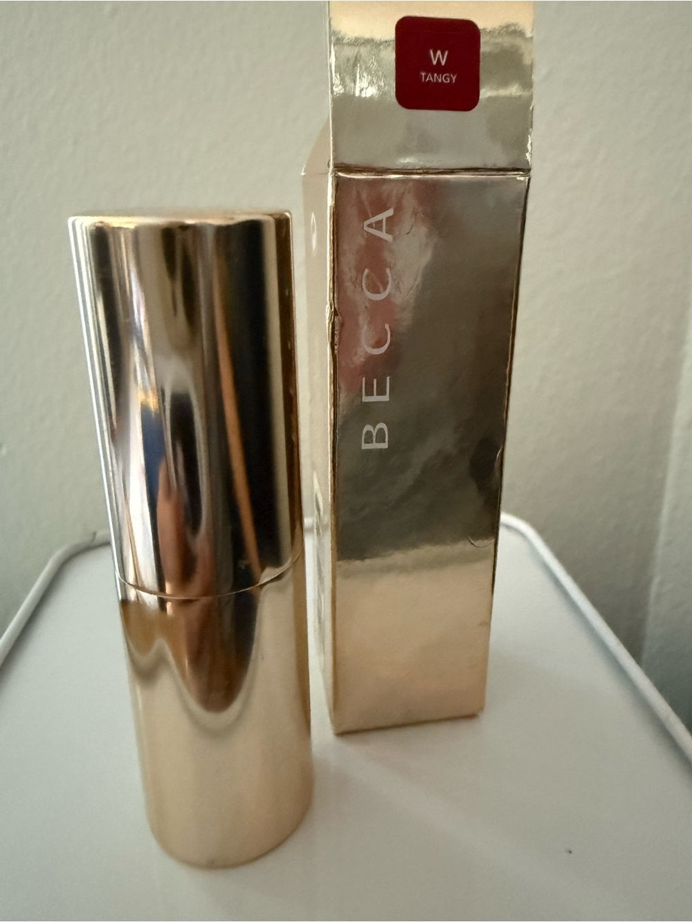 BECCA Ultimate Lipstick Love — Tangy. NIB